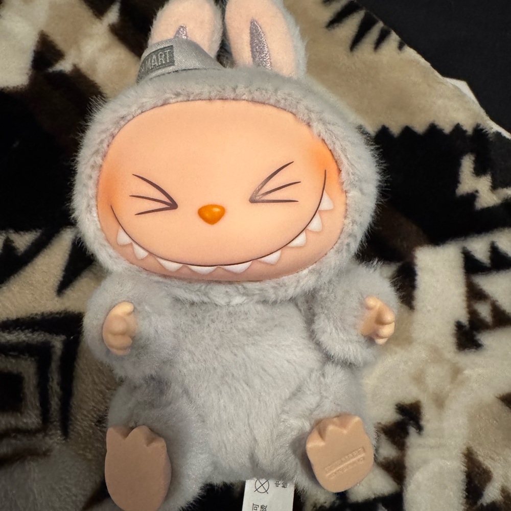 Have a seat POPMART labubu